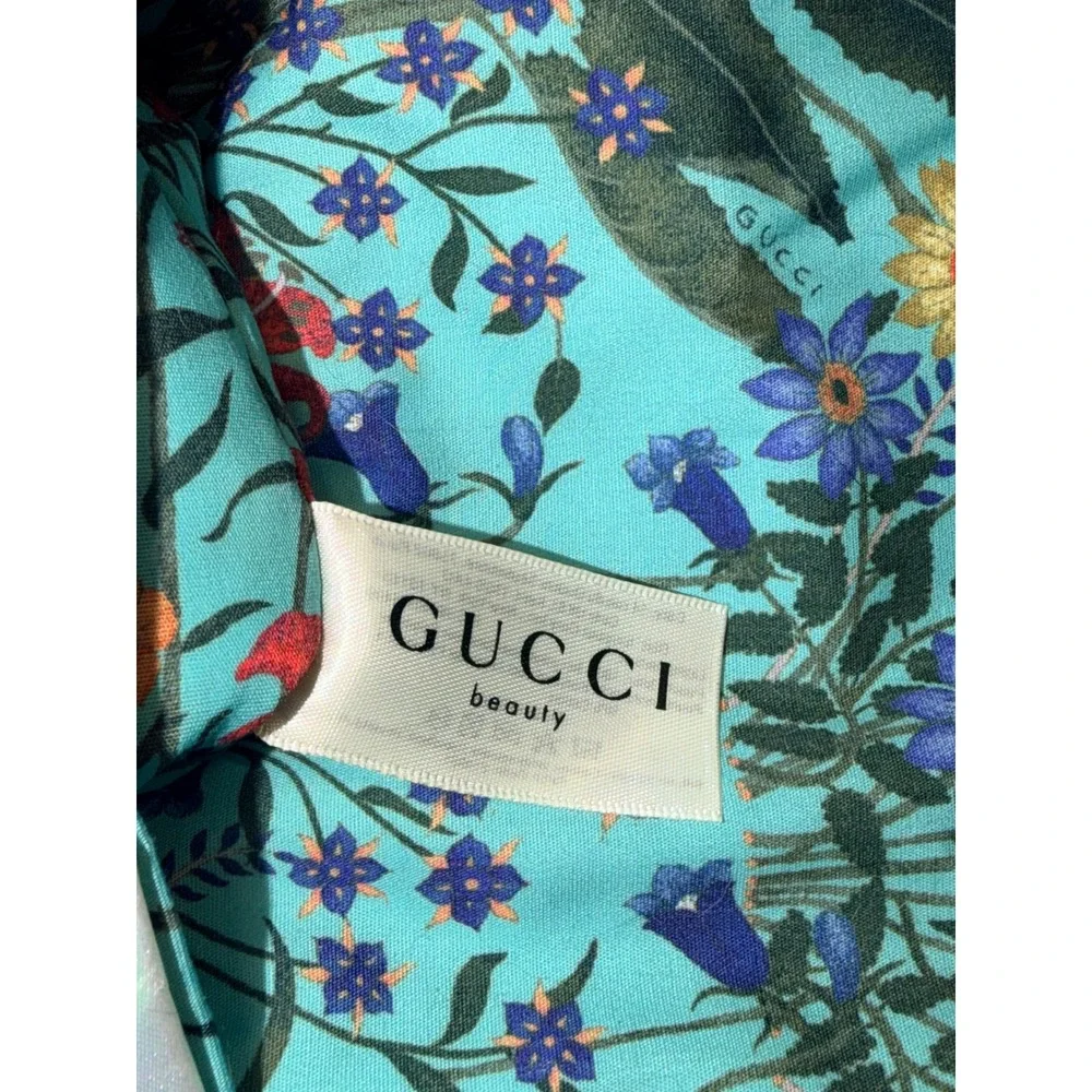 Gucci Beauty Iridescent Floral Makeup Pouch Green Pink Holographic Ribbon Clutch